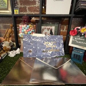 Magnetic envelopes and files